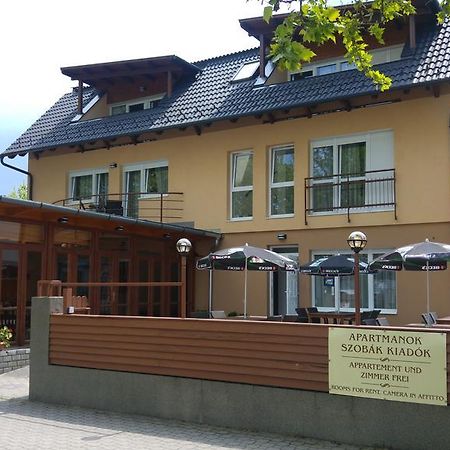 Adam Apartmanhaz Siófok Eksteriør bilde