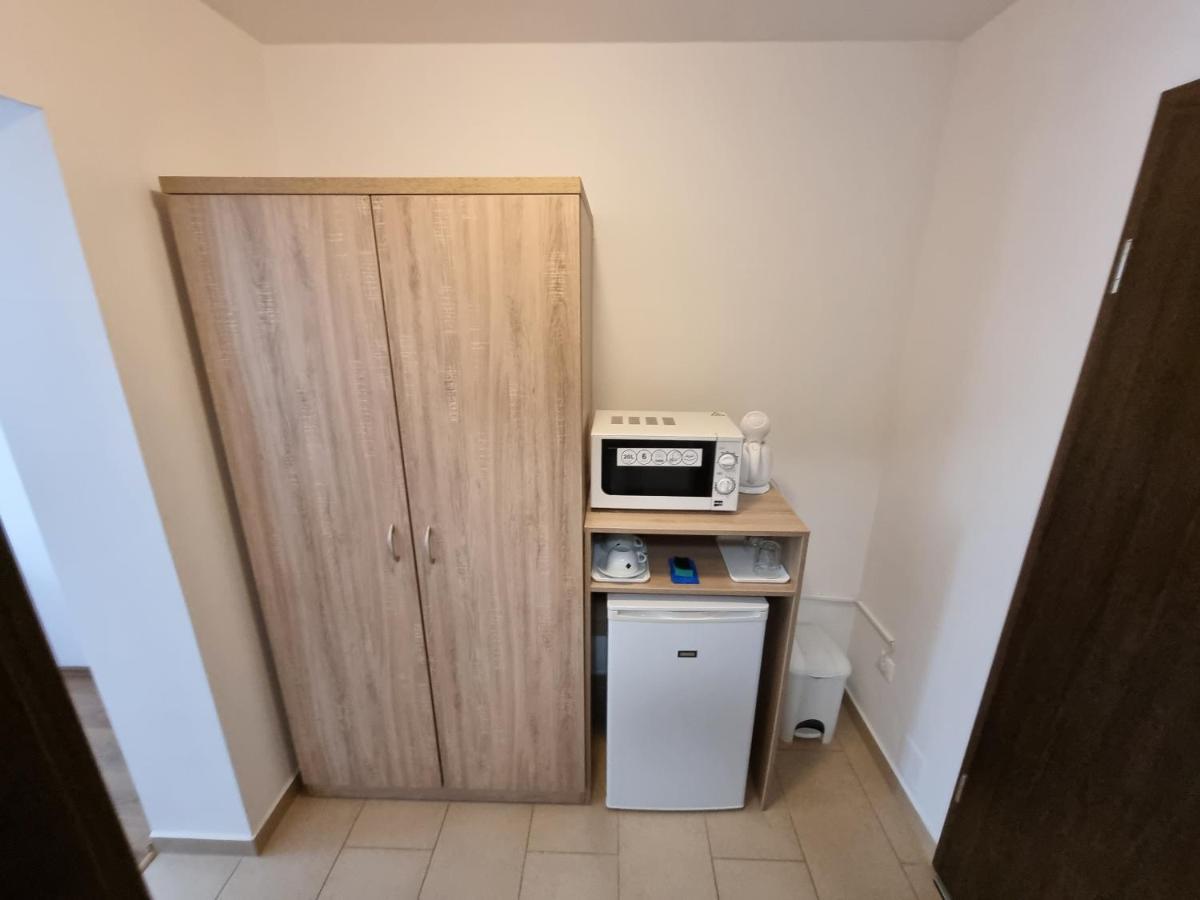 Adam Apartmanhaz Siófok Eksteriør bilde
