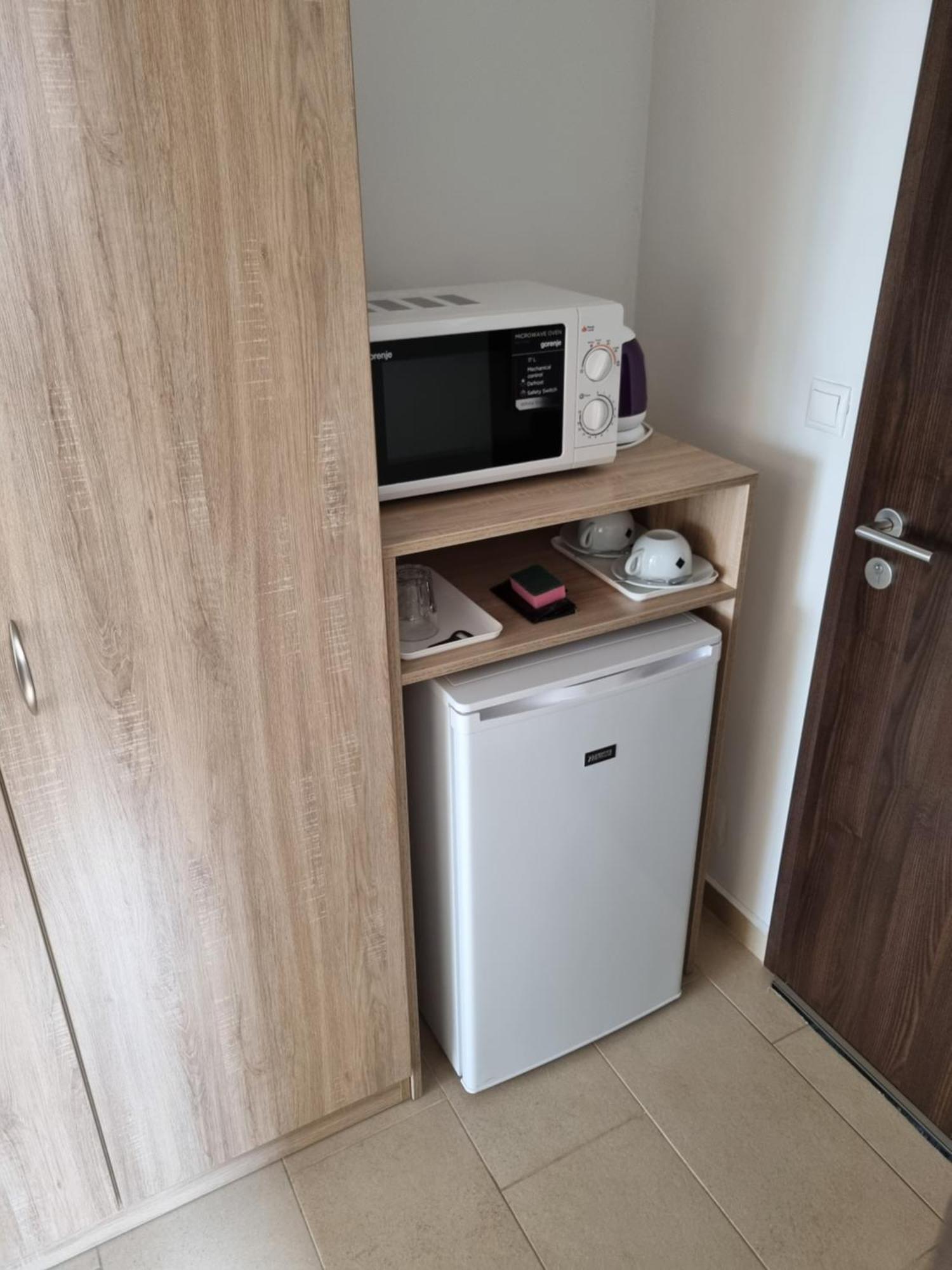 Adam Apartmanhaz Siófok Rom bilde